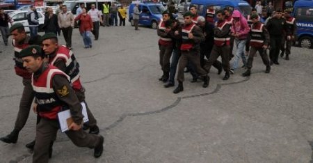 Evden Kaçan Genç Kızı Fuhuşuha Sürükleyen 5 Kişi Tutuklandı /evden Kaçan Genç Kızın Başına Gelmeyen Kalmadı