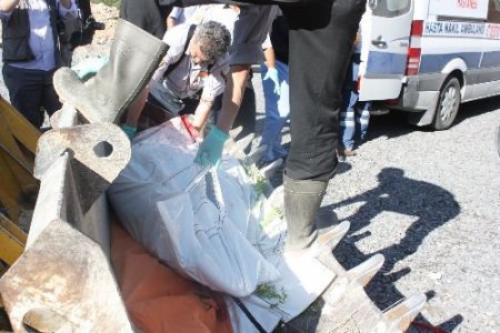 Eve Dönüş Yolundaki Kazada 2'si Kardeş 7 Kişi Can Verdi (2)