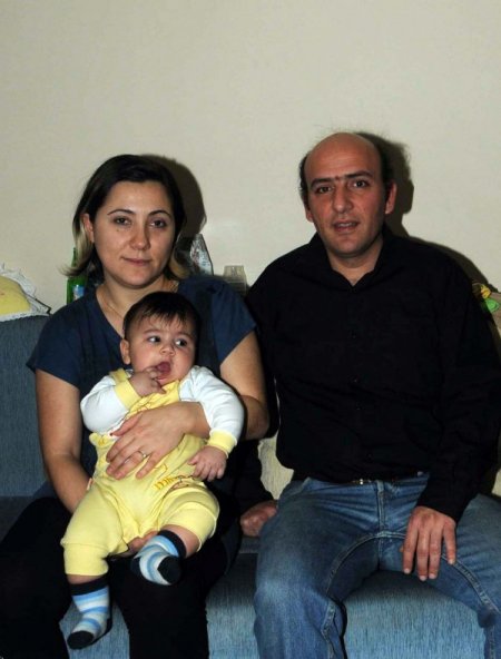 Eve Giren Hırsız Para Ve Ziynet Eşyasının Yanısıra Rujları Bile Çaldı