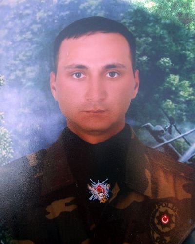 Evinde Ölü Bulunan Polis Memuru Toprağa Verildi