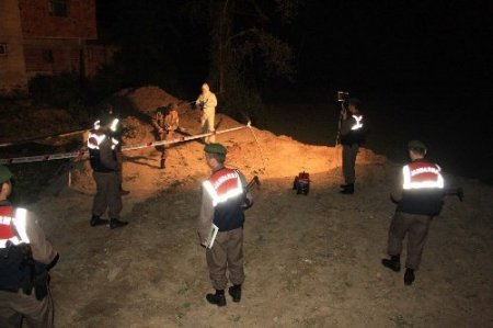 Evinin yanındaki gölete düşen 3 yaşındaki çocuk öldü