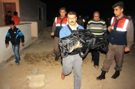 Evinin yanındaki gölete düşen 3 yaşındaki çocuk öldü