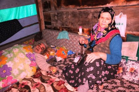 Evleri baraj içinde kalan Susuz köyü sakinleri yeni yıla barakada girecek