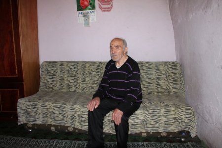 Evleri yıkılma tehlikesi altında