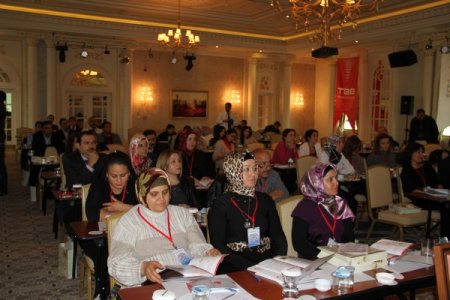 Evlilik Öncesi Eğitim Programı eğiticileri Van'da buluştu