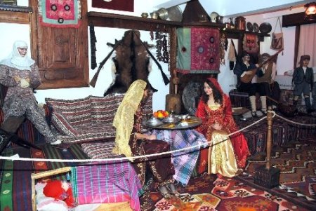 Evrenseki Kültür Evi, folklor bilimci ve turistlerin ziyaretine açıldı