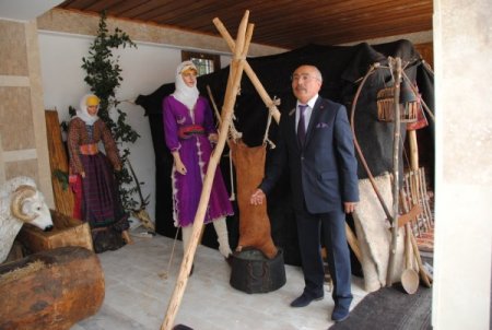 Evrenseki Kültür Evi'ndeki eşyalar 'Yörük' hayatını canlı tutuyor