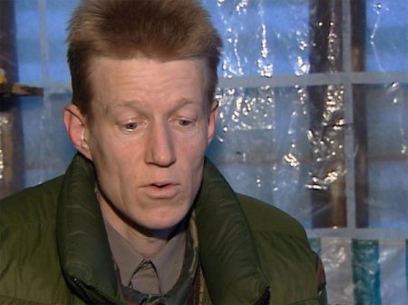 Evsiz Rus, Robinson Crusoe'a Özendi; Ormanda Tek Başına Yaşıyor