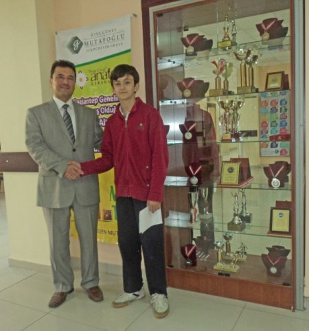 'Ey Nebi' İsimli Şiiri İle Türkiye Üçüncüsü Oldu