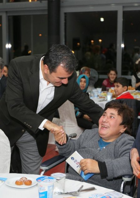 Eyüp Belediyesi'nden engellilere özel program