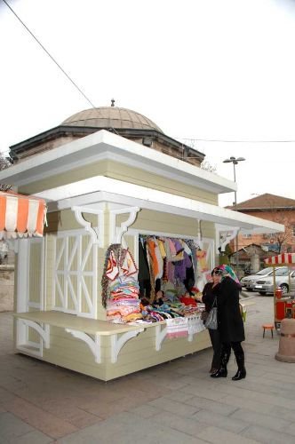 Eyüp İslambey'e Sosyete Pazarı Kruluyor