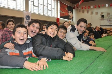 Eyüplü 1449 Minik Gülme Rekoru Kırdı