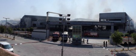 Fabrikadan Geriye Enkaz Yığını Kaldı