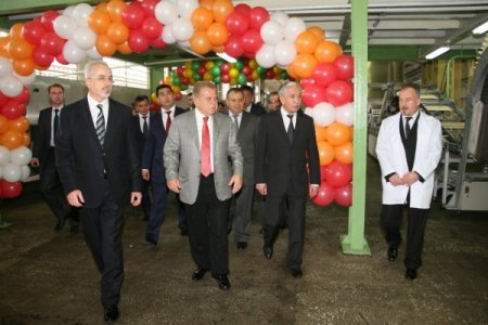 Fabrikayı Kazakistan’a taşıdı, bölgenin lideri oldu