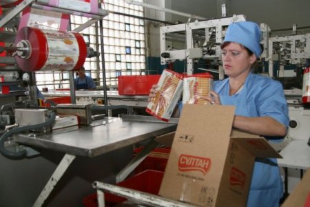 Fabrikayı Kazakistan’a taşıdı, bölgenin lideri oldu