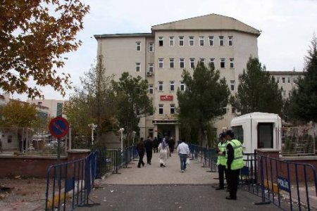 Faili Meçhuller Davası Başladı, Kayıp Yakınları İlgisiz Kaldı