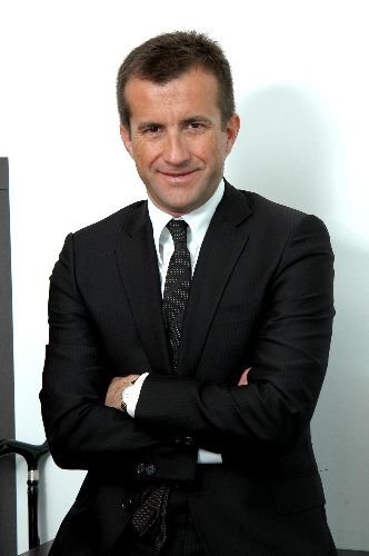 Faiz Kaybı Olmaksızın Müşterilerine Farklı Para Birimlerine Geçiş İmkanı Tanıyor