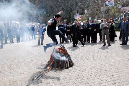 Fakültede Nevruz Etkinliklerle Kutlandı