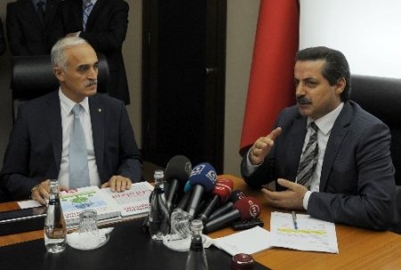 Faruk Çelik: Yeniden Alevi çalıştayları yapmaya gerek yok
