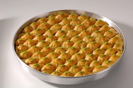 Faruk Güllüoğlu, franchise ile mağaza sayısını 2015’te 200’e çıkartacak