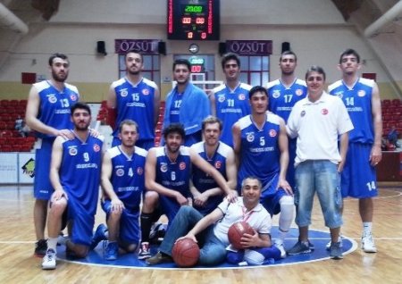 Fatih Üniversitesi Basketbol Takımı Türkiye şampiyonu oldu