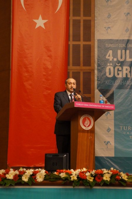 Fatih ve Turgut Özal, 70 üniversiteyi 'Tıp Kongresi'nde buluşturdu