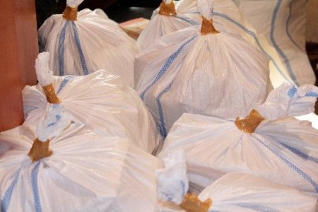 Fatih’te 10 bin korsan kitap ele geçirildi