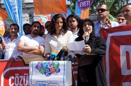 Fatih’te ‘çözüme evet’ yürüyüşü