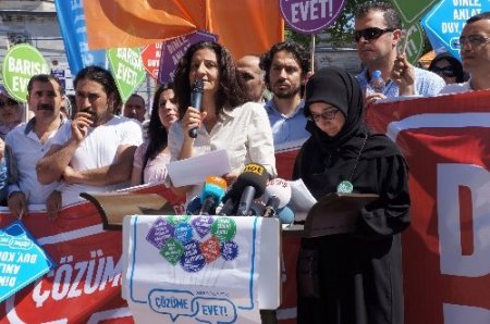 Fatih’te ‘çözüme evet’ yürüyüşü