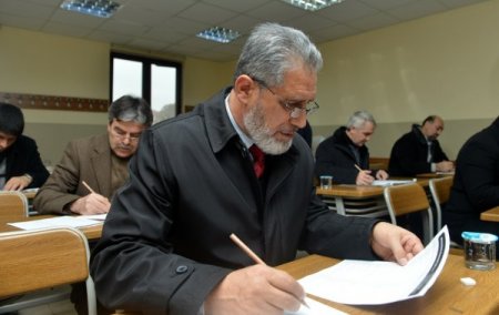 Fatih'te imamlar İngilizce öğreniyor