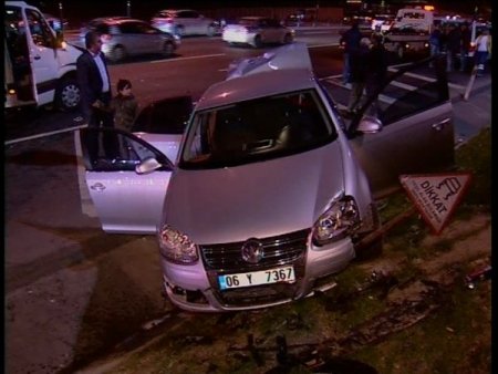 Fatih'te trafik kazası: 2 yaralı