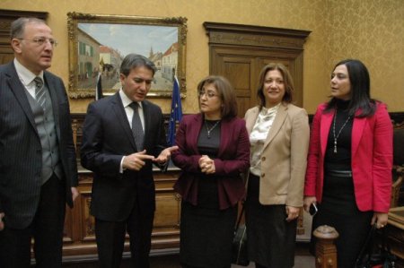 Fatma Şahin, Belçika’daki temaslarına Emir Kır’la başladı