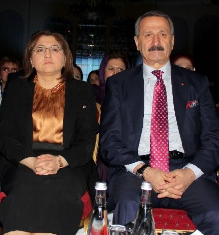 Fatma Şahin: Kadınların tam zamanlı mesaisi üzerinde çalışma yapıyoruz