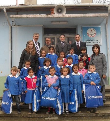 Fedakar Matematikçi Gençler Köylü Çocuklar İçin Yollara Düştü
