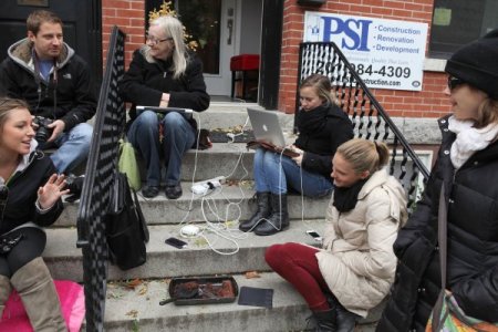 Felaketin vurduğu bölgelerde halk dayanışma içinde