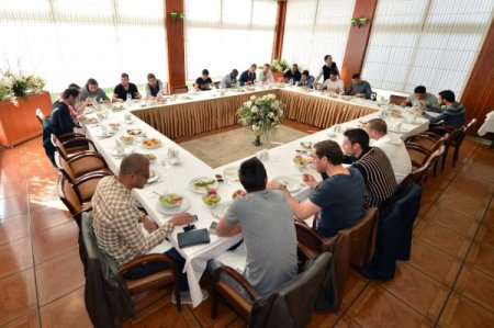 Felipe Melo, takım arkadaşlarına yemek ısmarladı