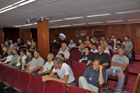 Feministler Kktc Meclisi'nde Eylem Yaptı