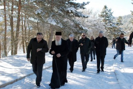 Fener Rum Patriği Bartholomeos, Ailesiyle Abant'ta Yürüyüş Yaptı