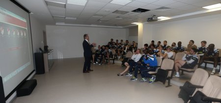 Fenerbahçe, Akhisar Belediye maçı hazırlıklarını sürdürdü