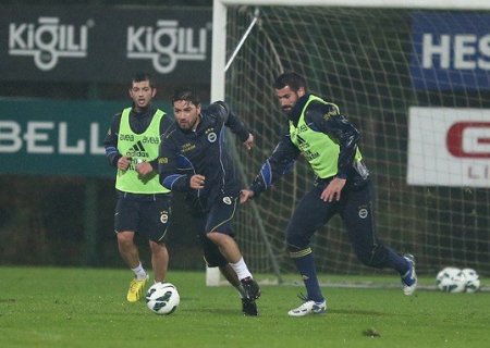 Fenerbahçe, Akhisar Belediye maçı hazırlıklarını sürdürdü