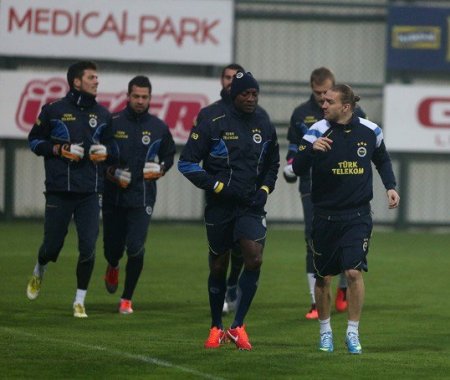 Fenerbahçe, Akhisar Belediye maçı hazırlıklarını sürdürdü
