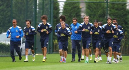 Fenerbahçe, ara vermedi