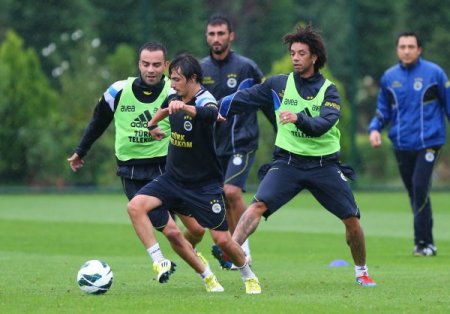 Fenerbahçe, ara vermedi