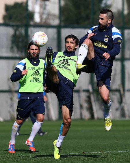 Fenerbahçe, Bate Borisov maçı hazırlıklarını sürdürdü