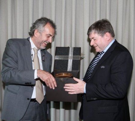 Fenerbahçe, Benfica Kulübü'nün yöneticileri ile yemekte bir araya geldi