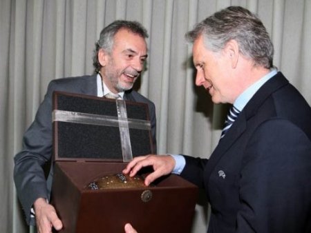 Fenerbahçe, Benfica Kulübü'nün yöneticileri ile yemekte bir araya geldi