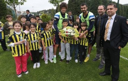 Fenerbahçe, Galatasaray maçı hazırlıklarına başladı