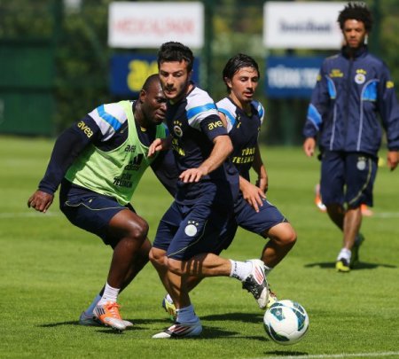 Fenerbahçe, Kasımpaşa maçının hazırlıklarına başladı