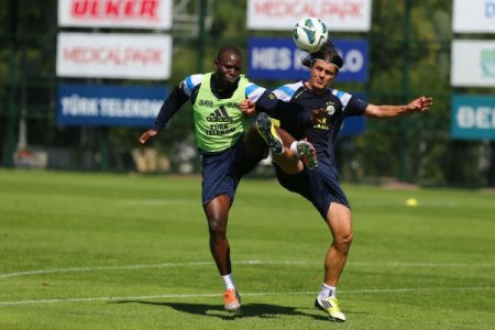 Fenerbahçe, Kasımpaşa maçının hazırlıklarına başladı