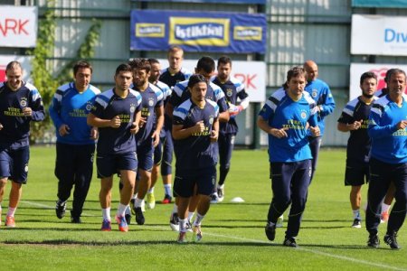 Fenerbahçe, Kasımpaşa maçının hazırlıklarına başladı